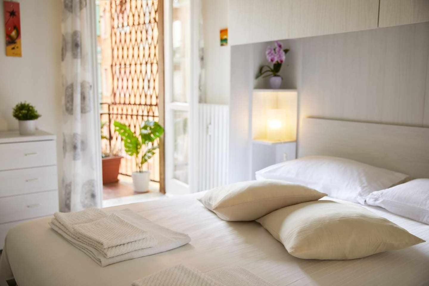 Sunny San Siro Stadio Apartment Милано Екстериор снимка